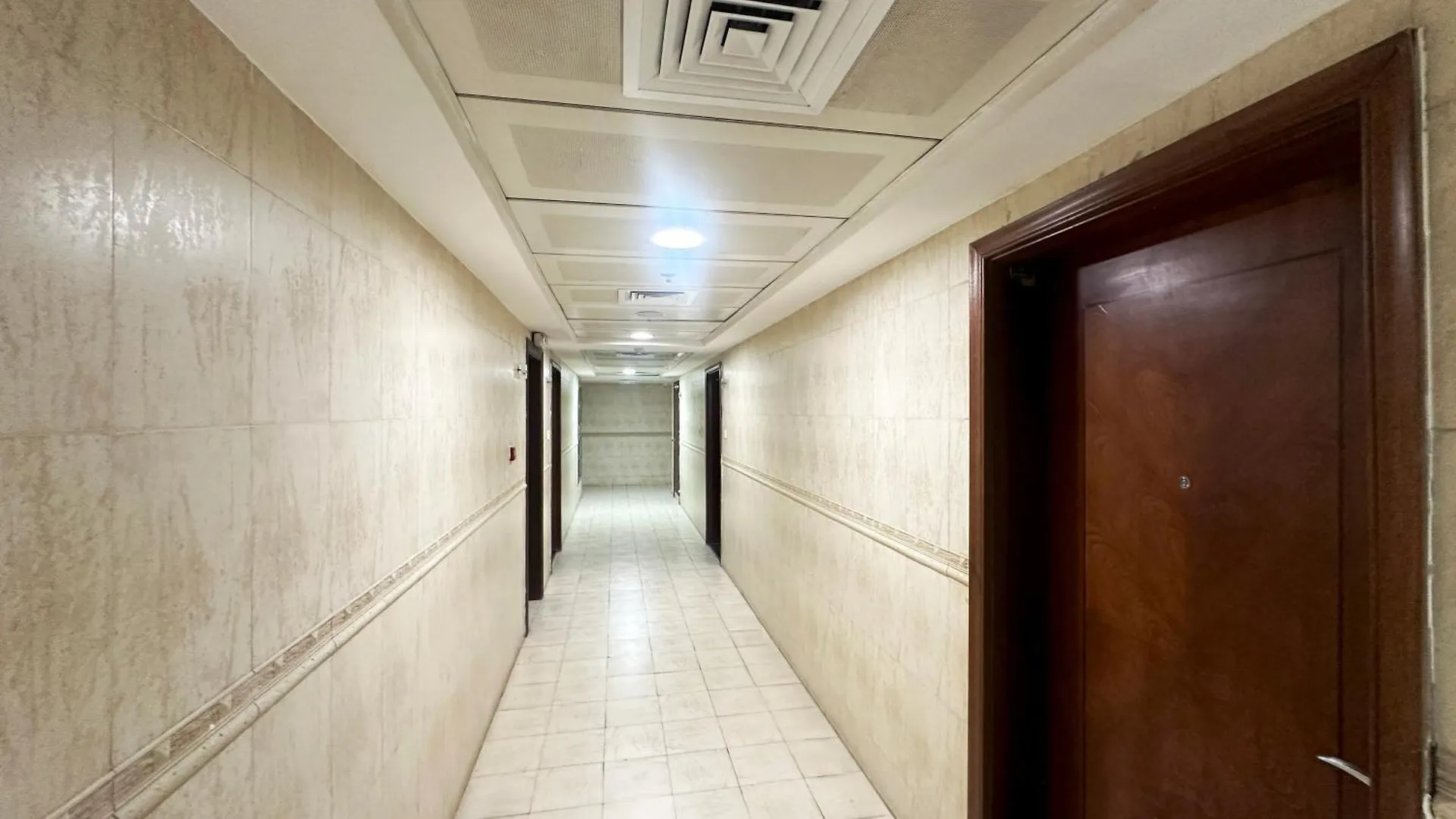 בית אירוח דובאי The Hive Partition Room In Tecom Near Metro
